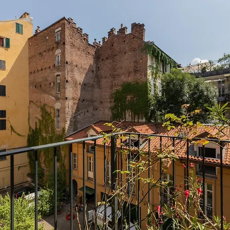 Studio S. Tommaso A Piazza Castello By Wonderful Italy *
