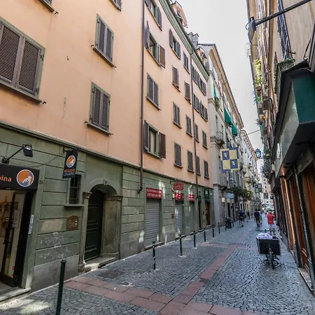 Studio S. Tommaso A Piazza Castello By Wonderful Italy Appartement