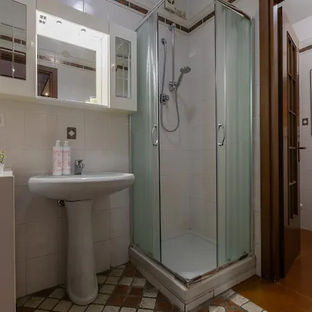Studio S. Tommaso A Piazza Castello By Wonderful Italy *