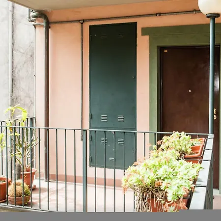 Appartamento S. Tommaso A Piazza Castello By Wonderful Italy