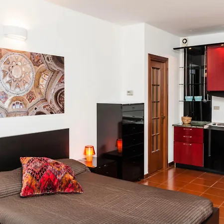 Appartamento S. Tommaso A Piazza Castello By Wonderful Italy *